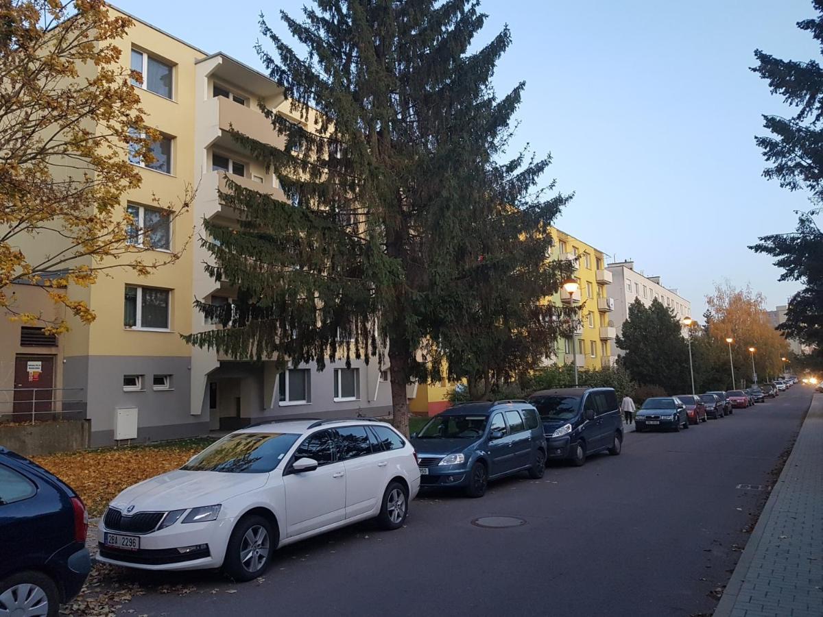 1+1 Znojmo Apartment Luaran gambar