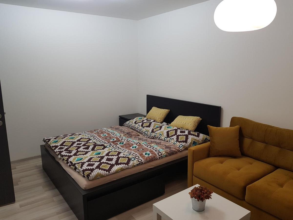 1+1 Znojmo Apartment Luaran gambar